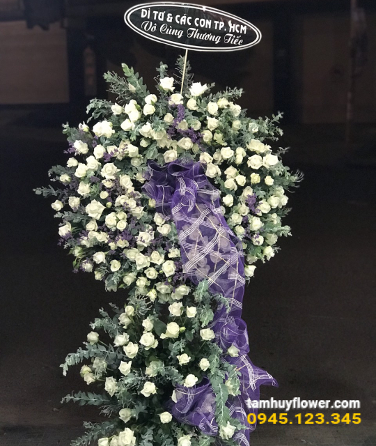 Hoa chia buồn 4018